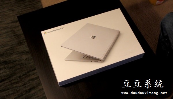 微软推出Surface Book修复补丁解决屏幕闪烁