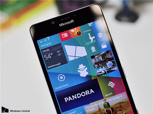 微软win10手机Lumia950全方位评测 应用生态薄弱成成长阻碍