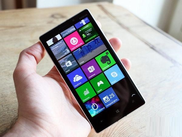 微软Lumia旗舰智能手机因售价过高 销量继续下滑